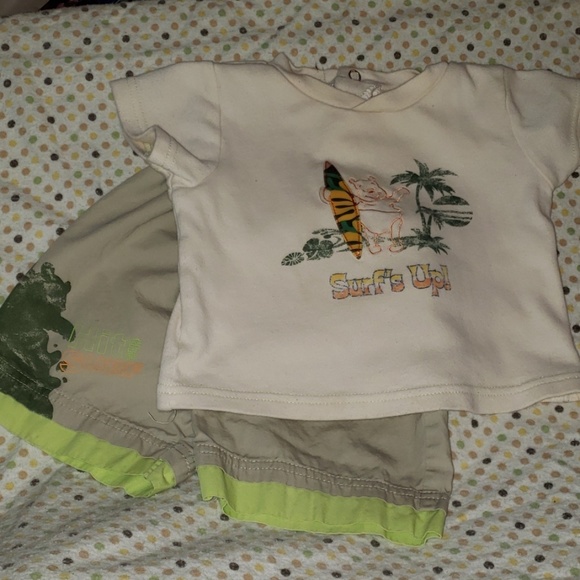 Disney Winnie the Pooh Surf's Up short set - Picture 1 of 6